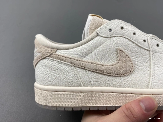 1st Kicks Shoes Chris Jordan OG 1 FZ0455-200 Retro Low Paul 0719